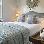 Bed & Breakfast Raise View House
