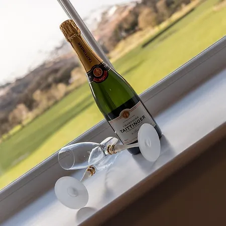 Raise View House Bed & Breakfast 4*