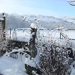 Bed & Breakfast Raise View House 4*